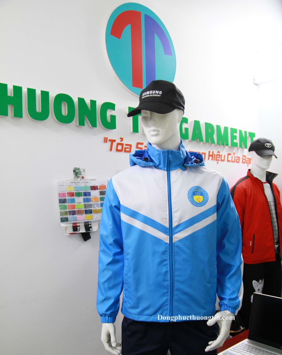 Đồng phục Thượng Tín - Địa chỉ may áo gió giá rẻ đến bất ngờ