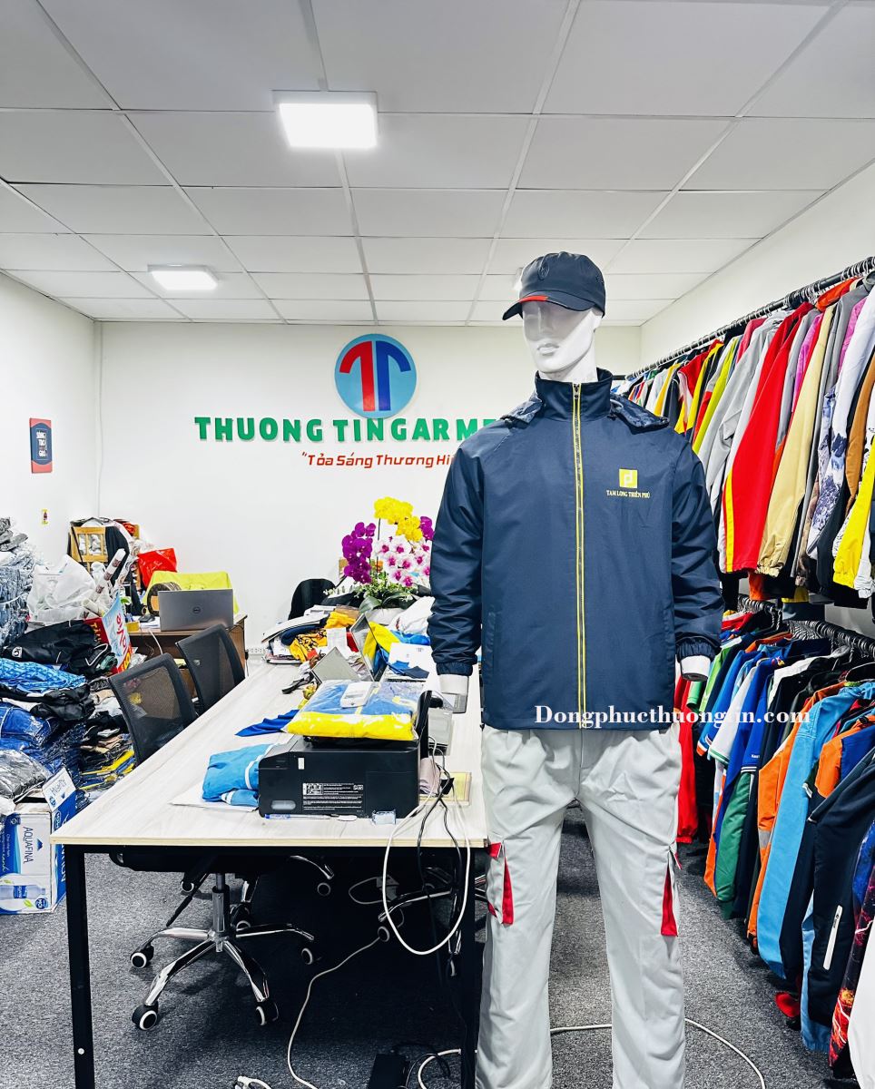 Xưởng may Thượng Tín - Sản xuất áo khoác đồng phục giá rẻ nhất