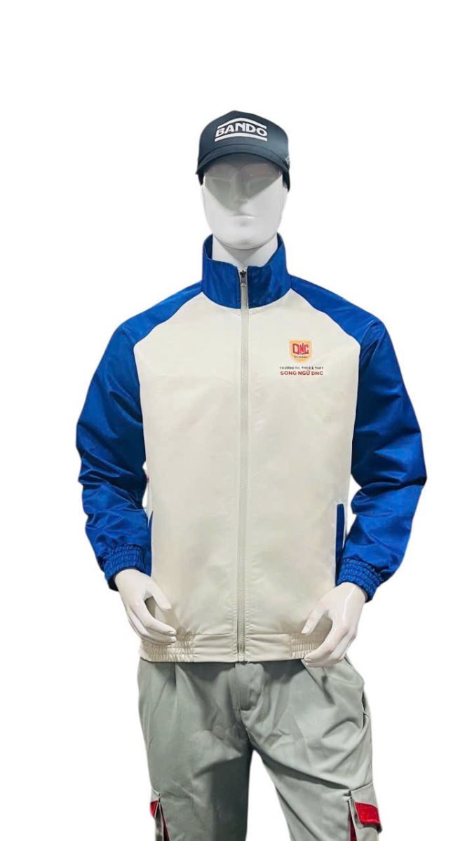 Thượng Tín Garment - Xưởng may áo gió giá rẻ TPHCM 2026